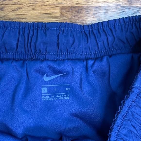Small Nike Running Shorts - Picture 2 of 5
